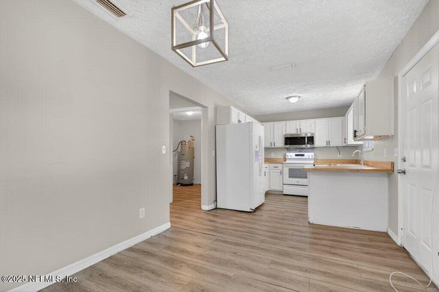 1131 PANGOLA Drive, Jacksonville, FL 32205