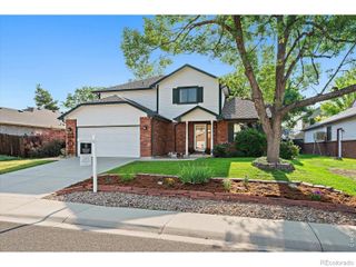2428 Maplewood Circle W, Longmont, CO 80503
