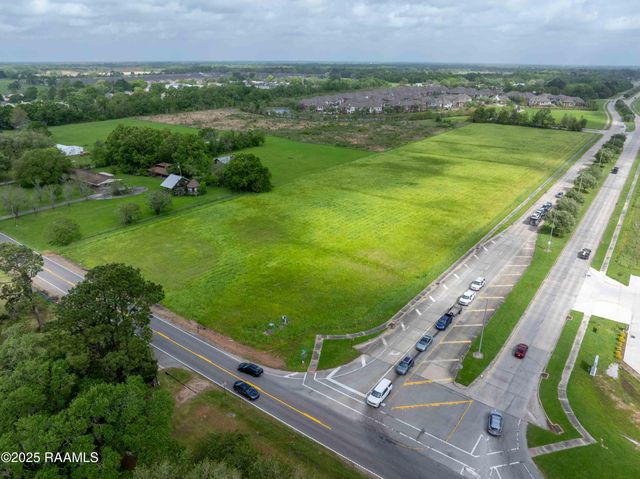 300b Blk Duhon Road, Lafayette, LA 70506