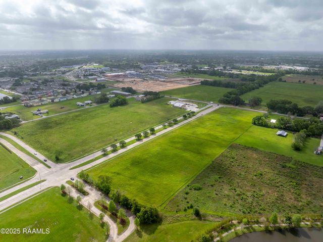 300b Blk Duhon Road, Lafayette, LA 70506