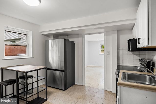 2005 CHAPEL AVE W, Cherry Hill, NJ 08002