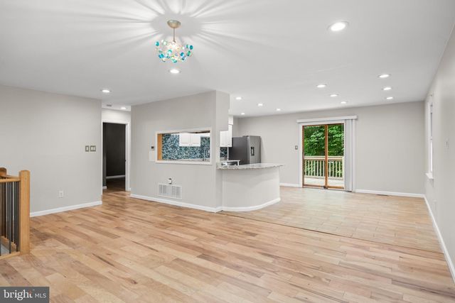 2005 CHAPEL AVE W, Cherry Hill, NJ 08002