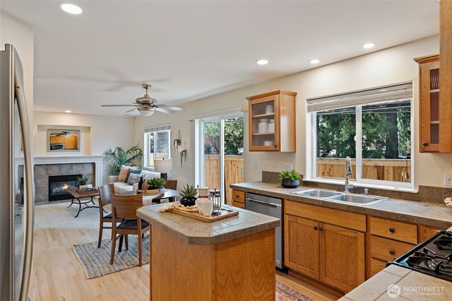 13235 124th Court NE, Kirkland, WA 98034