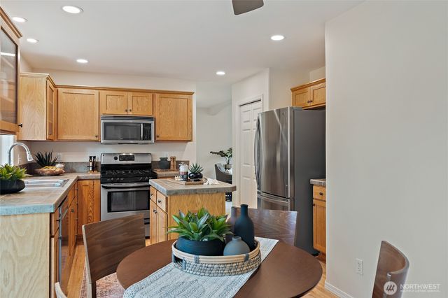 13235 124th Court NE, Kirkland, WA 98034