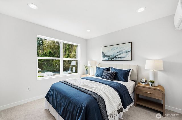 749 7th Avenue NW, Issaquah, WA 98027