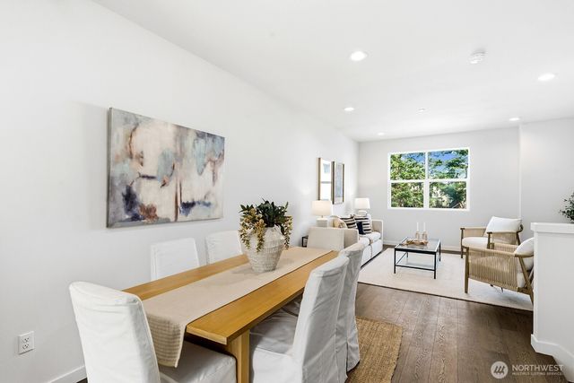 749 7th Avenue NW, Issaquah, WA 98027