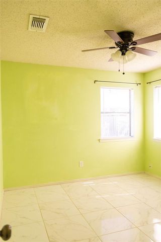 8423 Grand Knolls Drive, Houston, TX 77083