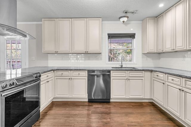 117 Alma Drive, Ladson, SC 29456