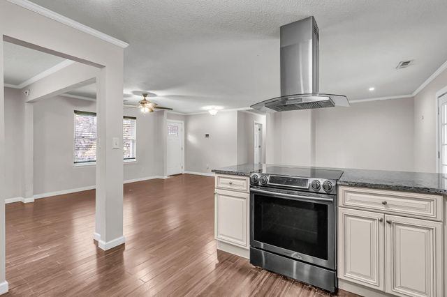 117 Alma Drive, Ladson, SC 29456