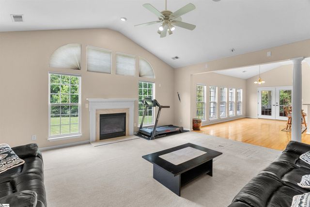 17 Alamosa Court, Simpsonville, SC 29681