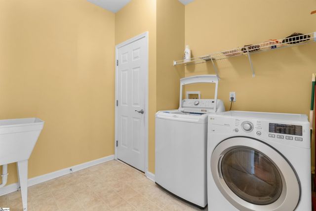 17 Alamosa Court, Simpsonville, SC 29681