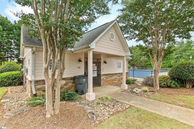 17 Alamosa Court, Simpsonville, SC 29681