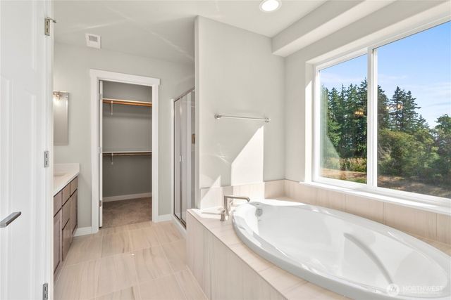 9005 Wyatt Court SE, Tumwater, WA 98501