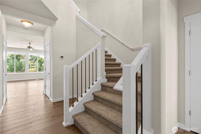 9005 Wyatt Court SE, Tumwater, WA 98501