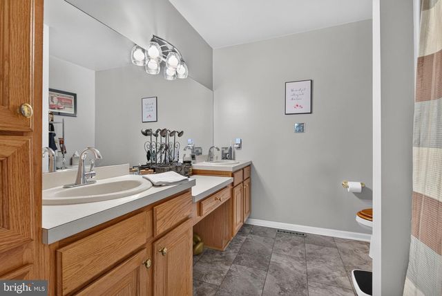 29 ROCKFORD RD, Mountville, PA 17554