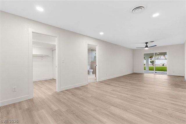 271 East Middleton Drive, Henderson, NV 89015