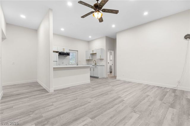 271 East Middleton Drive, Henderson, NV 89015