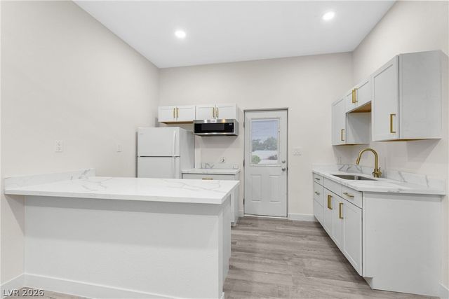 271 East Middleton Drive, Henderson, NV 89015