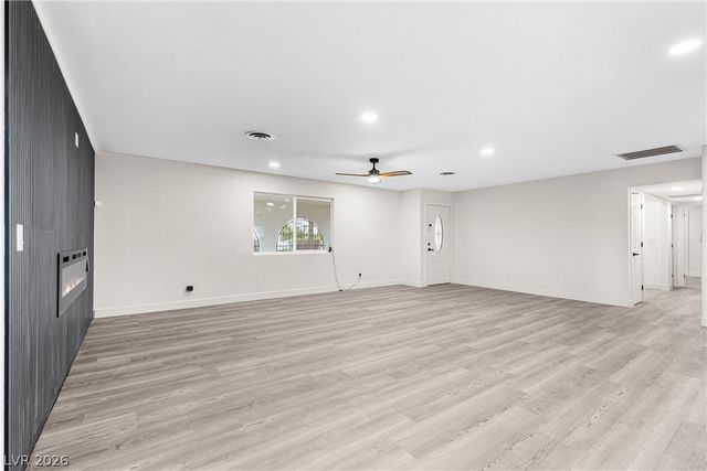 271 East Middleton Drive, Henderson, NV 89015
