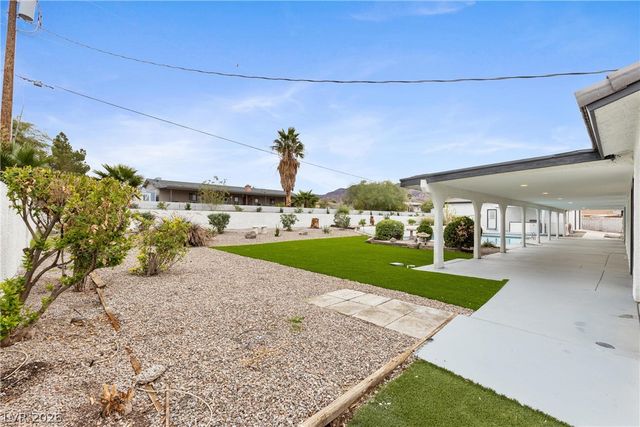 271 East Middleton Drive, Henderson, NV 89015