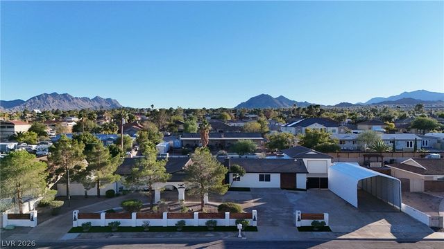 271 East Middleton Drive, Henderson, NV 89015