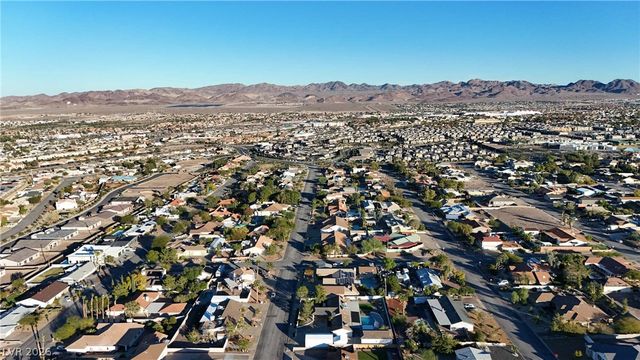 271 East Middleton Drive, Henderson, NV 89015