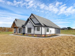 296 Belle Arden Drive, Greeneville, TN 37745