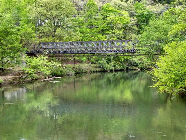 133 Muller Lane, Ellijay, GA 30540