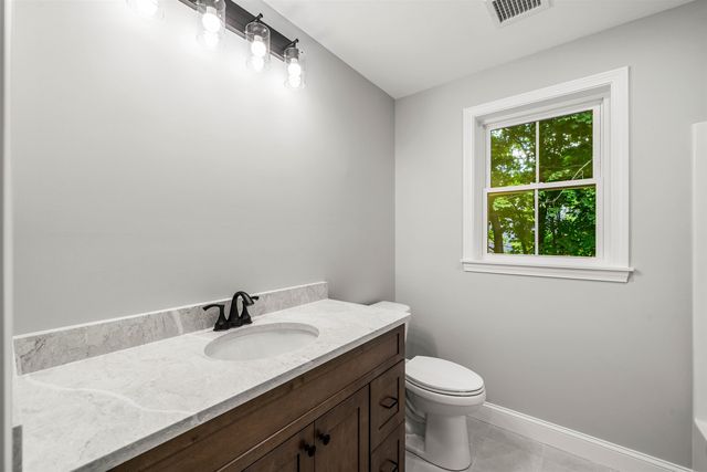 5 Daniel Street, Somersworth, NH 03878