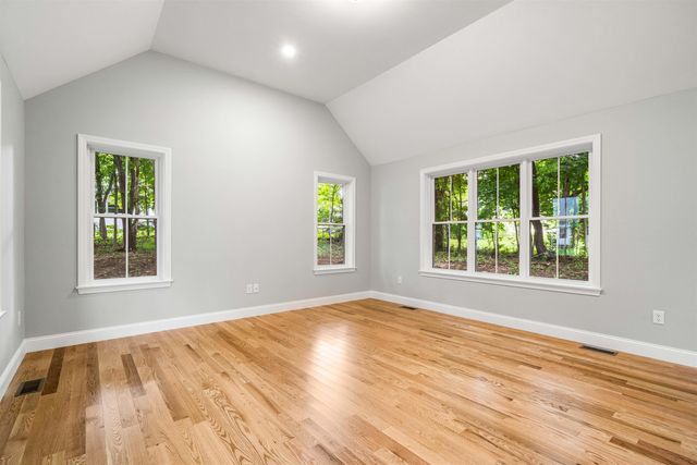 5 Daniel Street, Somersworth, NH 03878