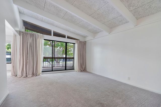 9717 N New River Canal Road 409, Plantation, FL 33324
