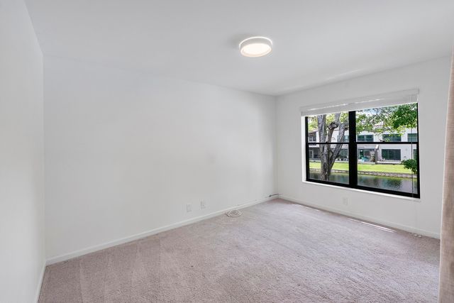 9717 N New River Canal Road 409, Plantation, FL 33324