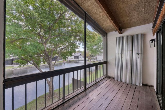 9717 N New River Canal Road 409, Plantation, FL 33324