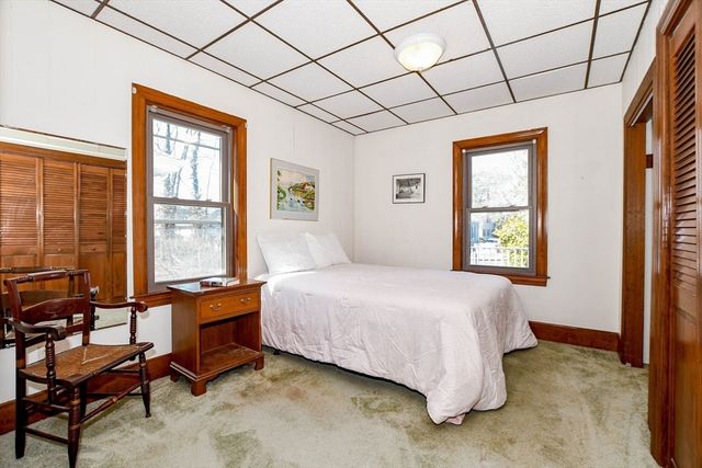 48 Elm Avenue, Fairhaven, MA 02719