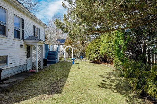 48 Elm Avenue, Fairhaven, MA 02719