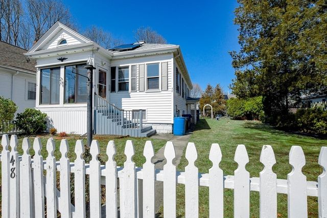 48 Elm Avenue, Fairhaven, MA 02719