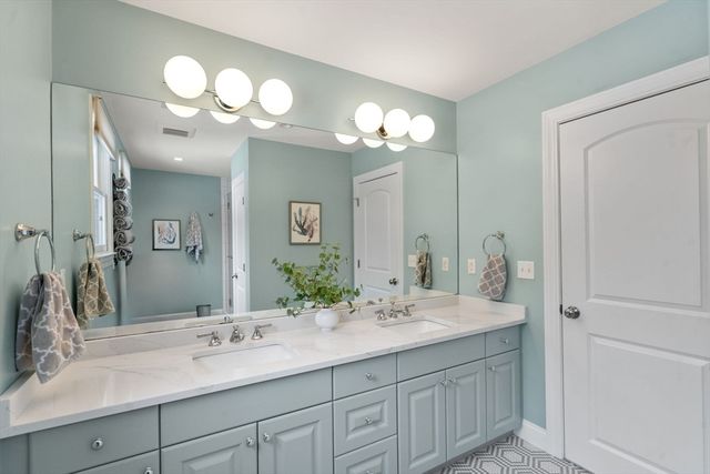 177 Bay Colony Drive, Westwood, MA 02090