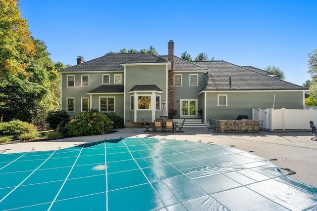 177 Bay Colony Drive, Westwood, MA 02090