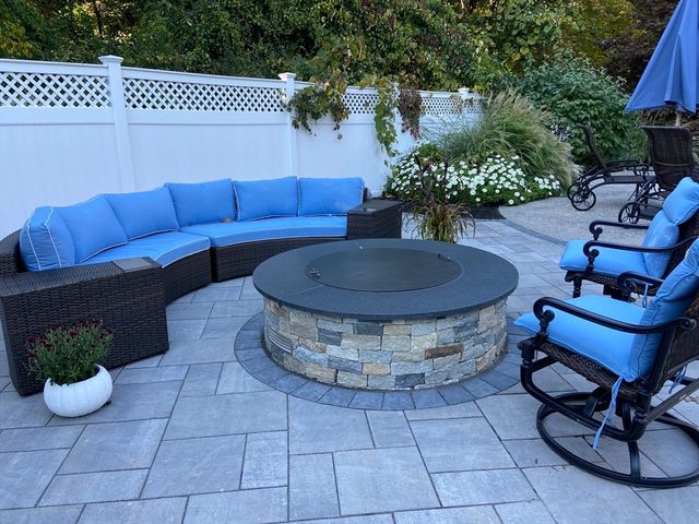 177 Bay Colony Drive, Westwood, MA 02090