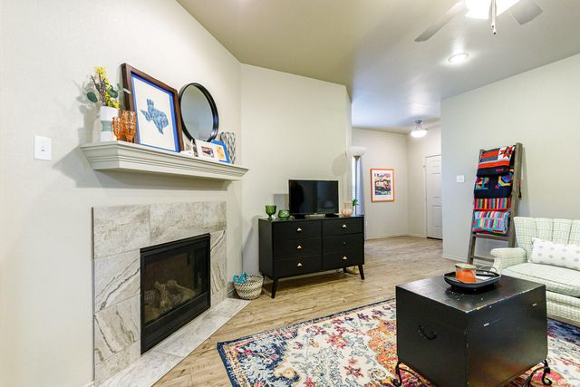 6702 Pontiac Avenue, Lubbock, TX 79424