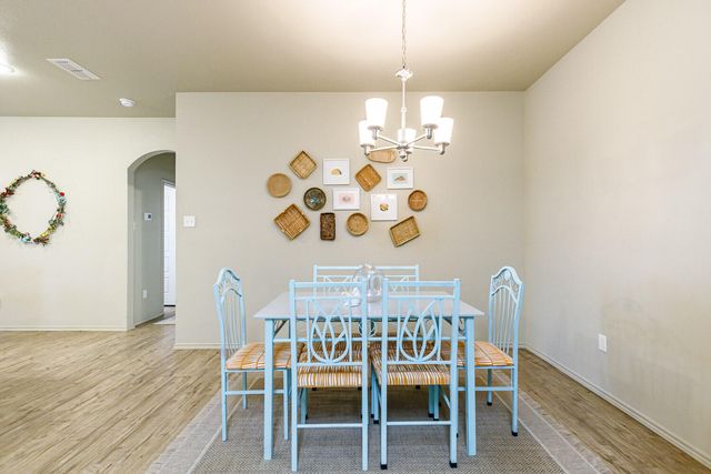 6702 Pontiac Avenue, Lubbock, TX 79424