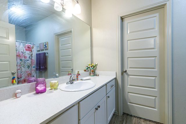 6702 Pontiac Avenue, Lubbock, TX 79424