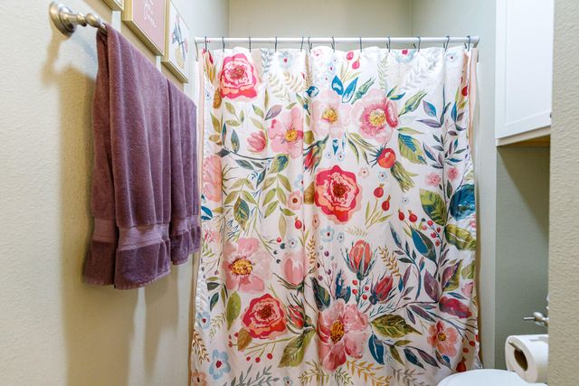 6702 Pontiac Avenue, Lubbock, TX 79424