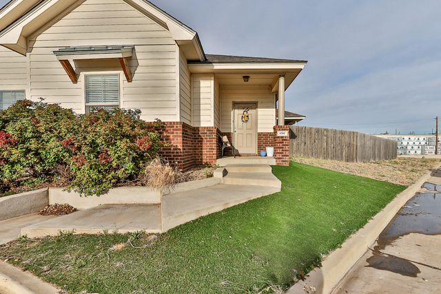 6702 Pontiac Avenue, Lubbock, TX 79424