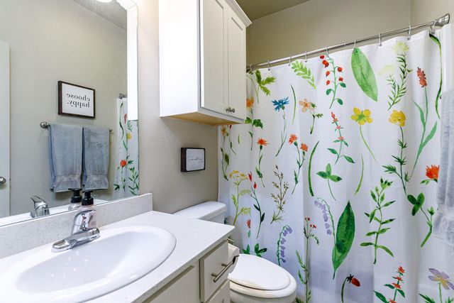 6702 Pontiac Avenue, Lubbock, TX 79424