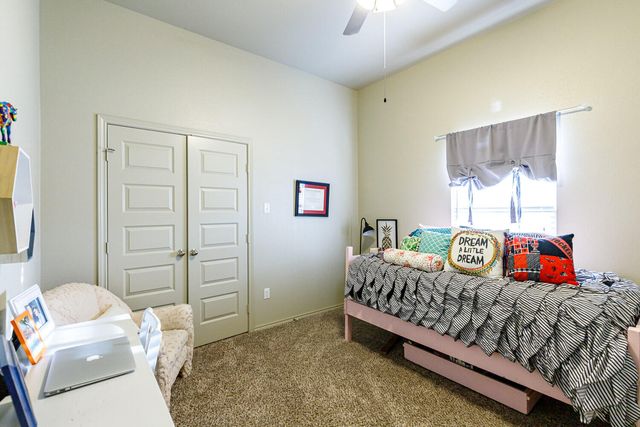 6702 Pontiac Avenue, Lubbock, TX 79424