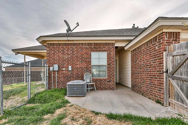 6702 Pontiac Avenue, Lubbock, TX 79424