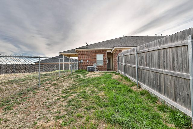 6702 Pontiac Avenue, Lubbock, TX 79424