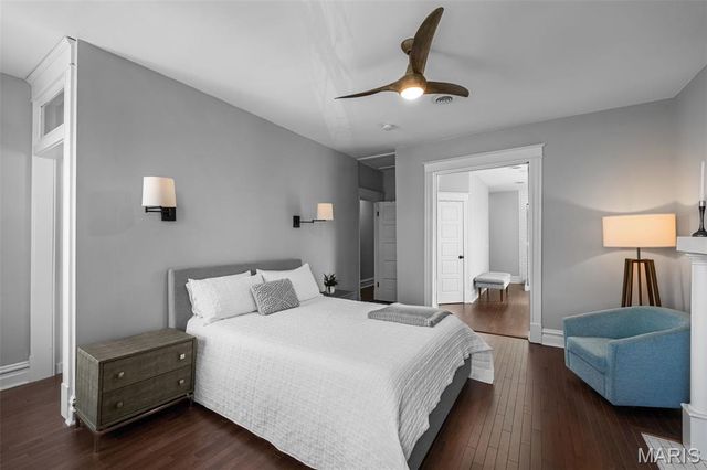 2706 Alhambra Court, St Louis, MO 63118