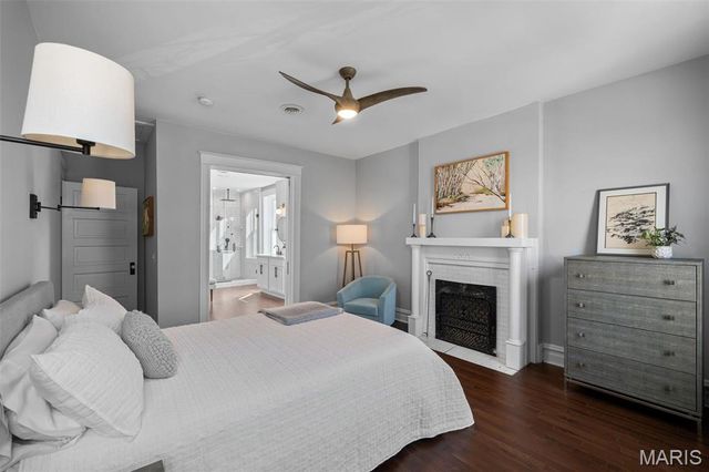 2706 Alhambra Court, St Louis, MO 63118